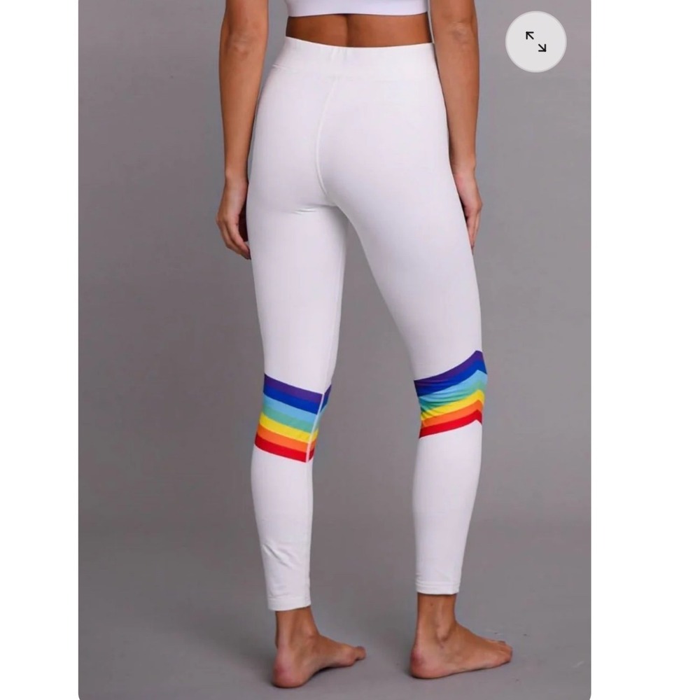 OOSC Rainbow Road Leggings White Rainbow Chevron Ski Base Layer Gym Yoga Womens - Picture 4 of 12